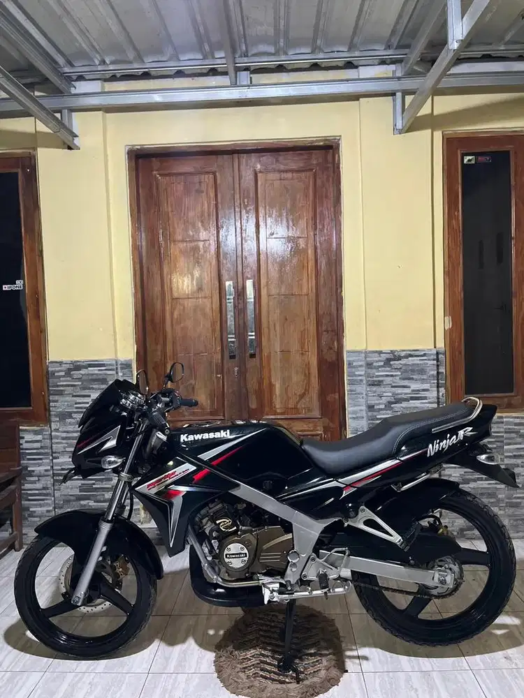 Kawasaki Ninja R 2010