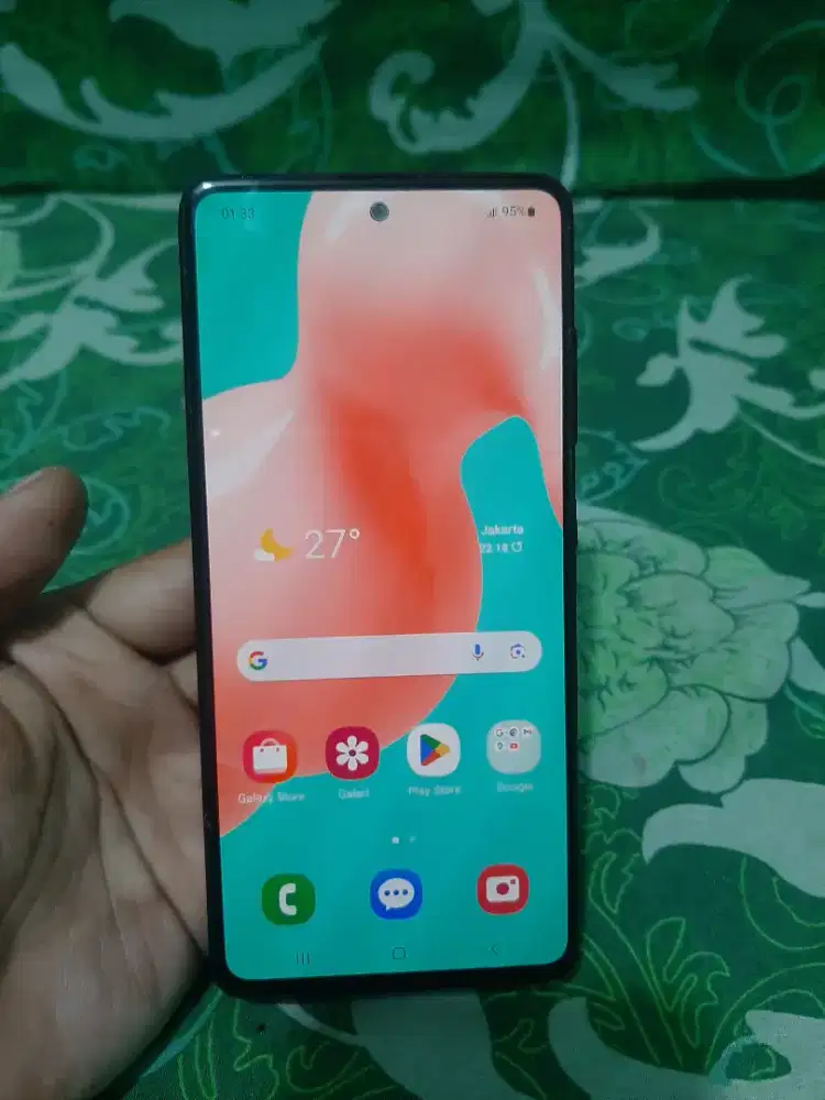 samsung galaxy A51 
Ram 6/128