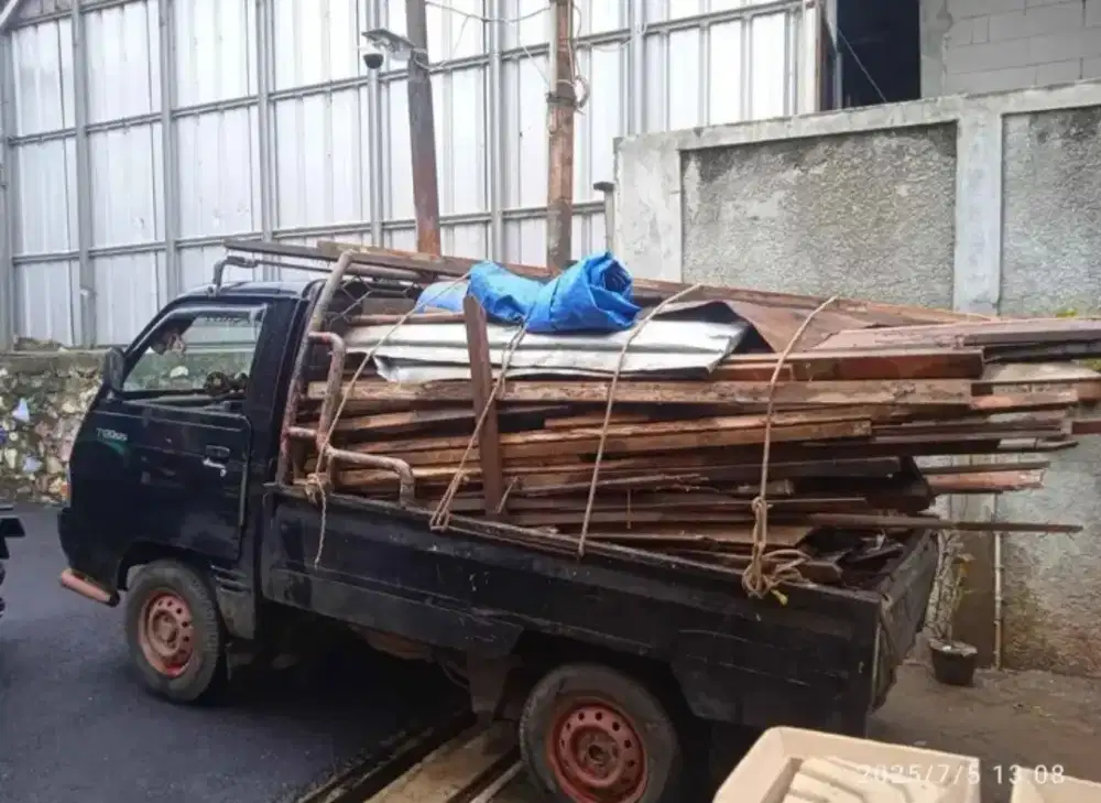 Jasa angkut/buang puing/sampah proyek/sampah barang bekas,pindahan,dll