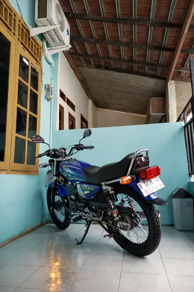 Yamaha rx king 2004 blue