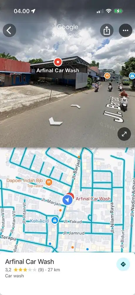 DI SEWAKAN JLN BARJAD PINGGIR JALAN BANJARBARU