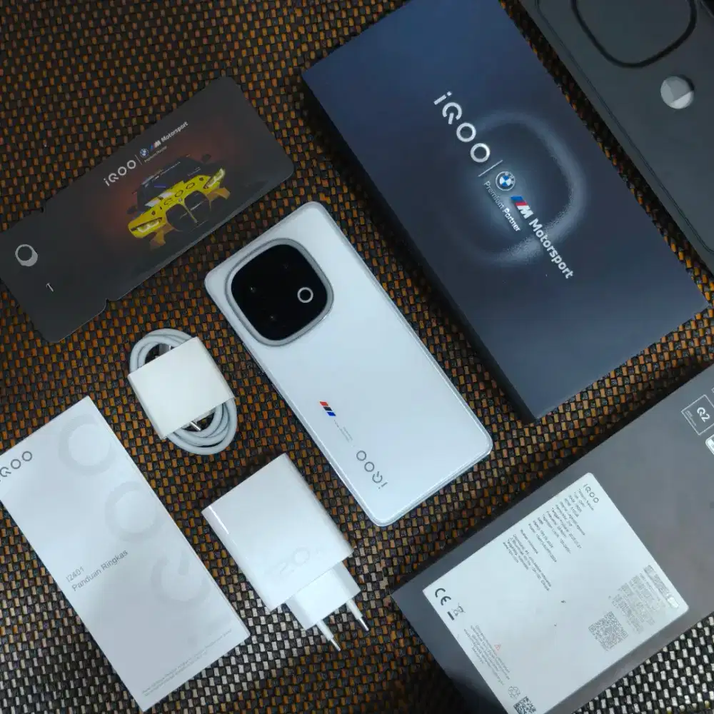 iqoo 13 5g 16/512gb like new