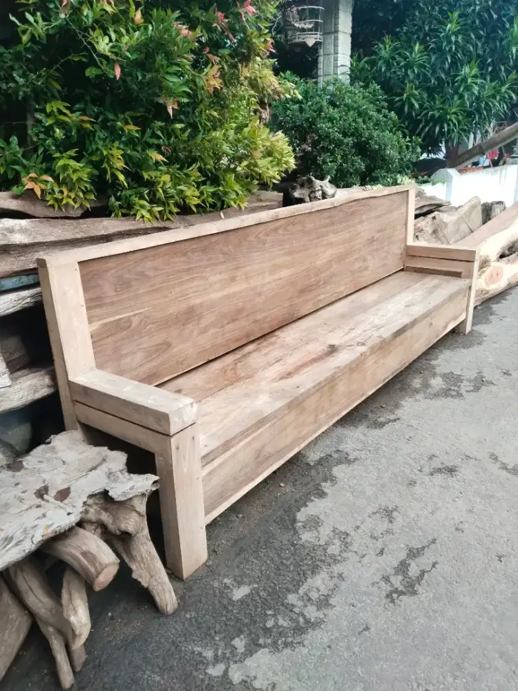 Kursi sonokeling klasik