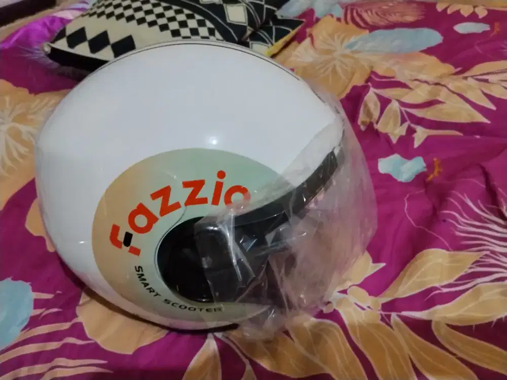 helm fazzio putih baru