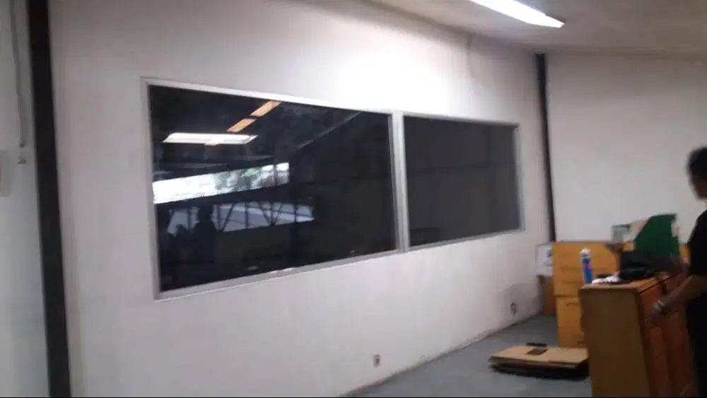 Pasang Sekat Kantor Pakai Kusen Aluminium - Alumunium - GRC - Gypsum