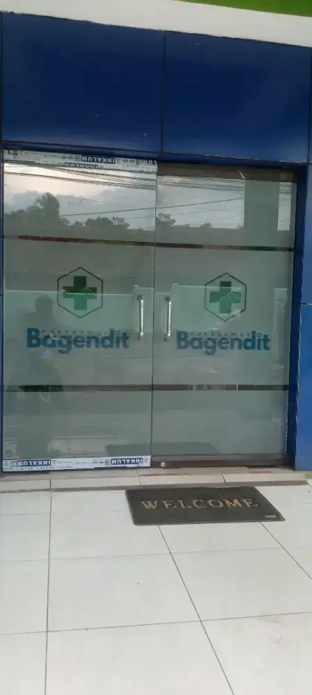 Stiker kaca Sanblast