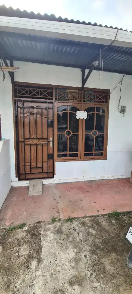 RUMAH DISEWAKAN BULANAN & TAHUNAN