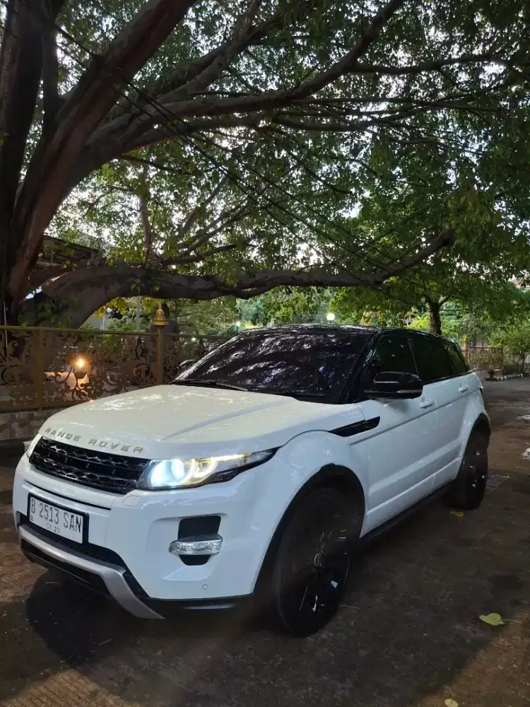 Dijual Range Rover Evoque Luxury Plus type tertinggi tangan pertama