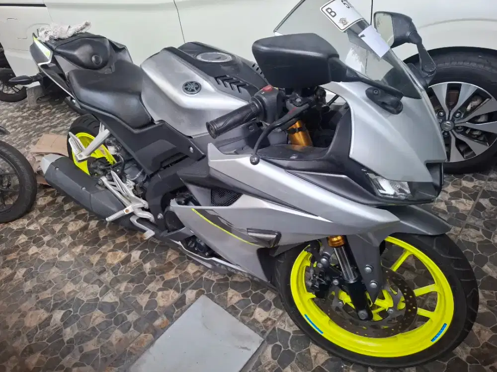Km25rb yamaha R15 VVA LED CW DD 2021 bln 12 DKI STNK hilang, full Ori.