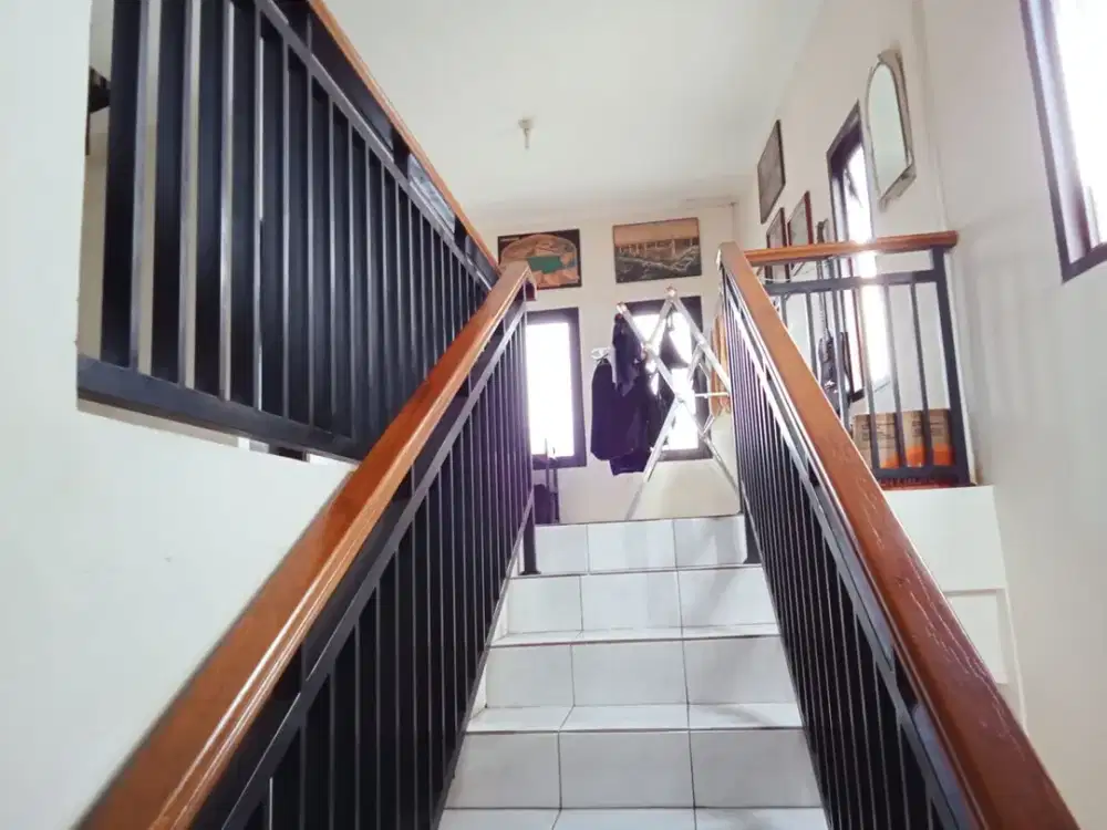 Lokasi bagus setramurni atas sarijadi, full furniture, harga bikin ga percaya! nego!