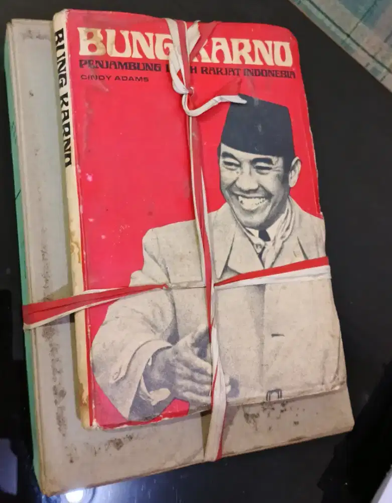 Buku Bung Karno ( 2 pcs )
