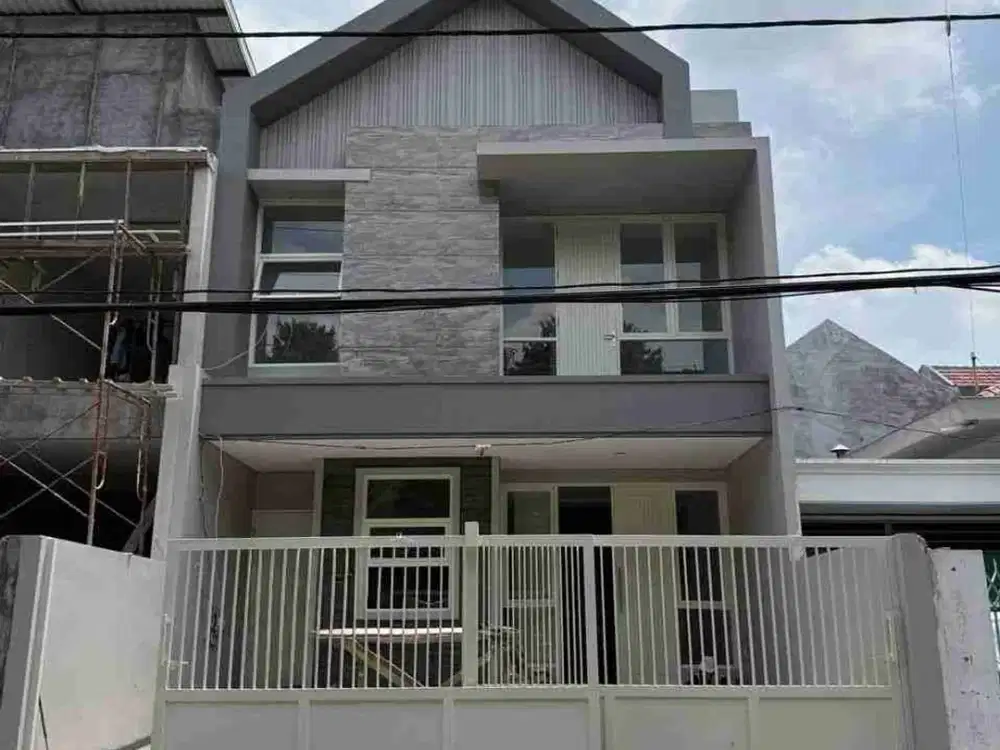 Rumah Baru Gress Manyar Lokasi Favorite - Tengah Kota SBY