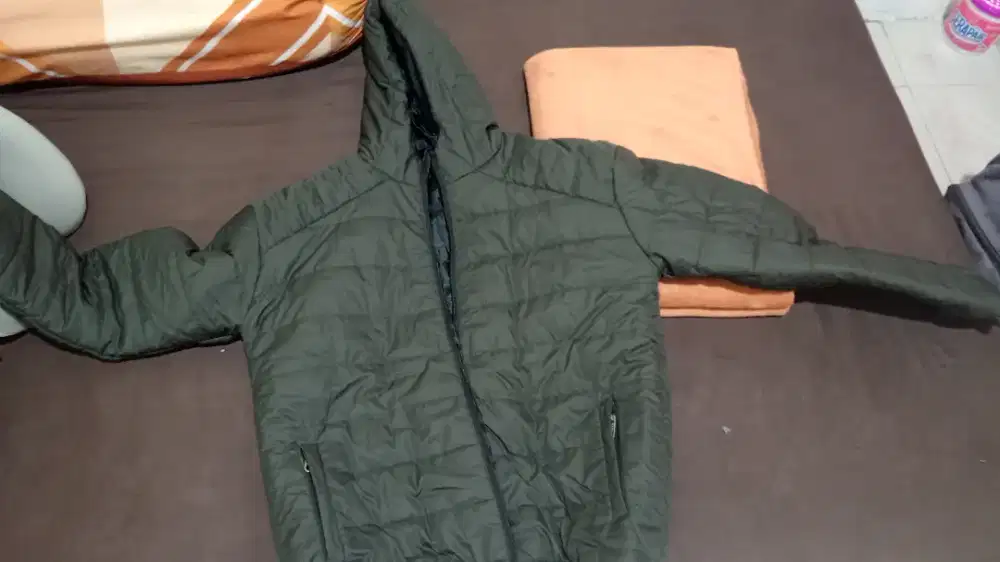 JAKET WINTER HIJAU ARMY