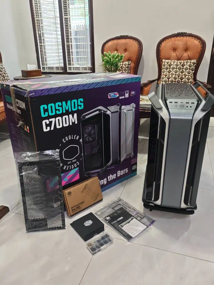 Cooler Master C700M PC Case Full Tower (Black)