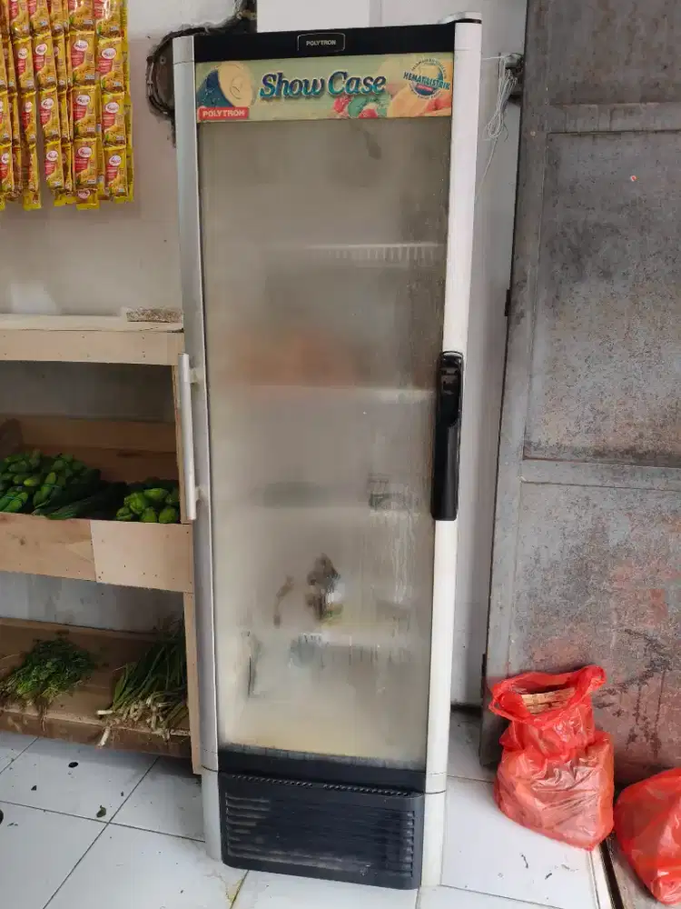 Dijual Showcase second