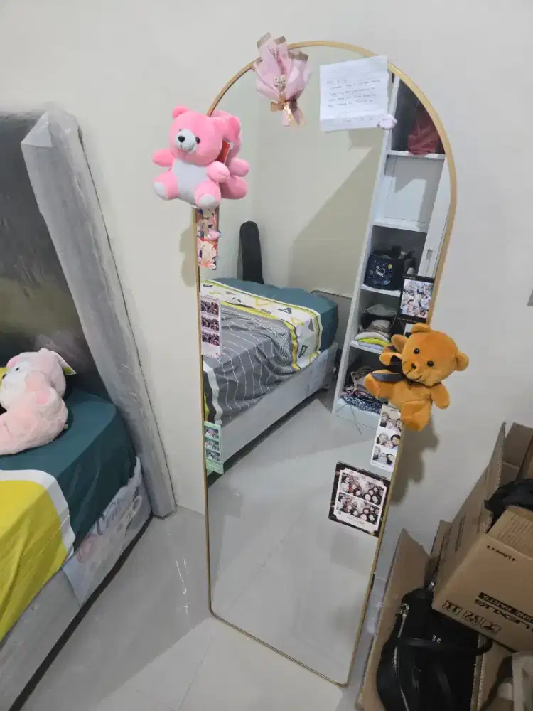 Kaca standing masih bagus dijual murah masih bisa nego