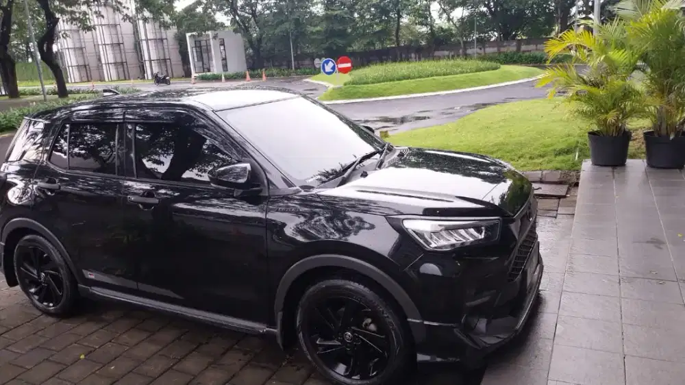 Raize gr turbo 1.0.matic 2022  pajak panjang ori luar dlm