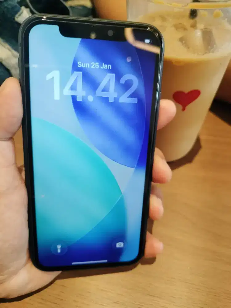 Iphone 11 iBox 64gb, fullset, mulus, nominus tinggal pakai