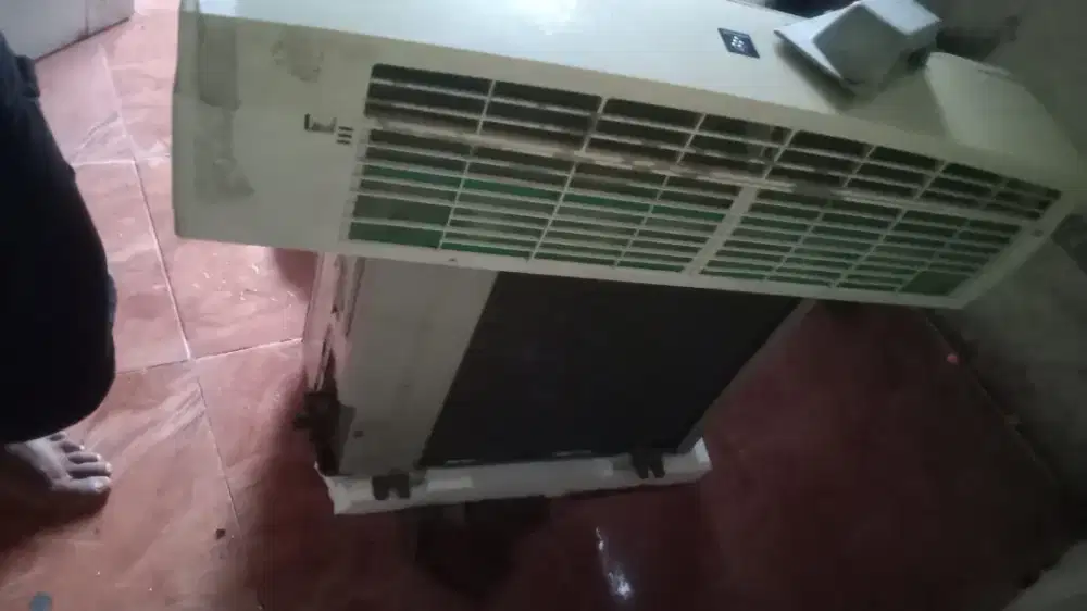 Terima ac bekas atau mati total