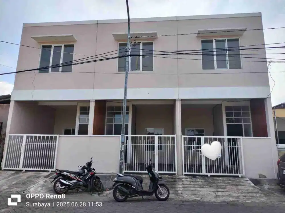 jual rumah baru 2 lantai di Kutisari Surabaya