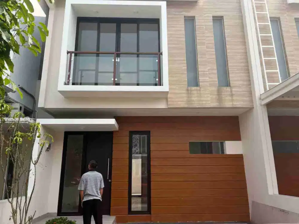 dijual rumah baru siap huni puri Shafira grand shanaya,Menganti Gresik