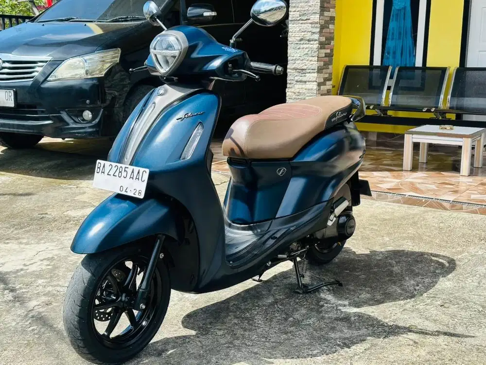 Yamaha Grand Filano Lux Hybrid 2023