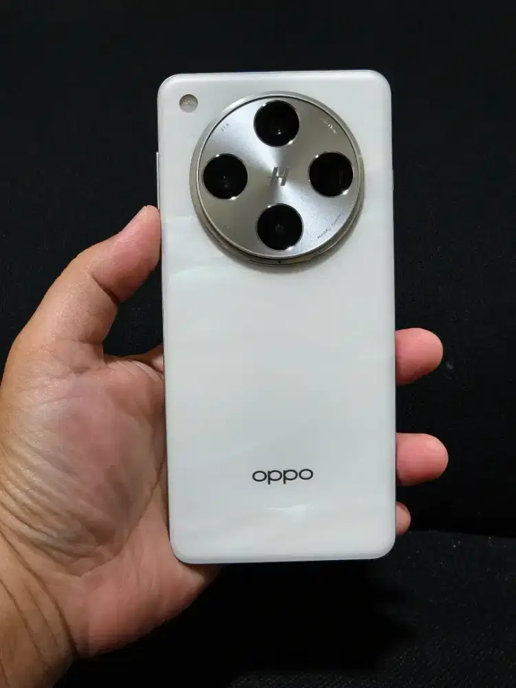 Oppo Find X8 Pro.White