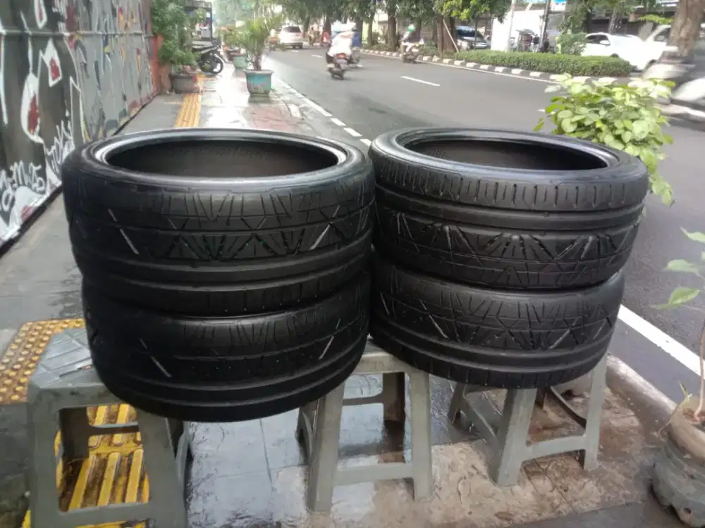 Jual BAN Sepaket Depan 255/35/R19 Belakang 245/40/R19 Nitto INVO 2023