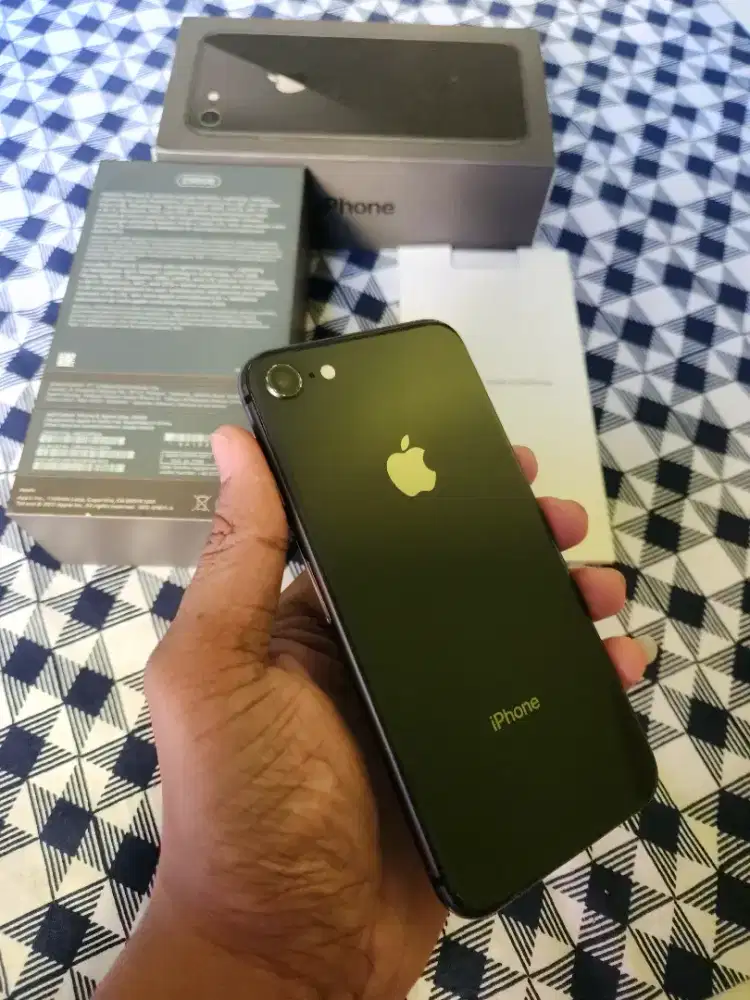 IPhone 8 256GB Resmi IBOX Original