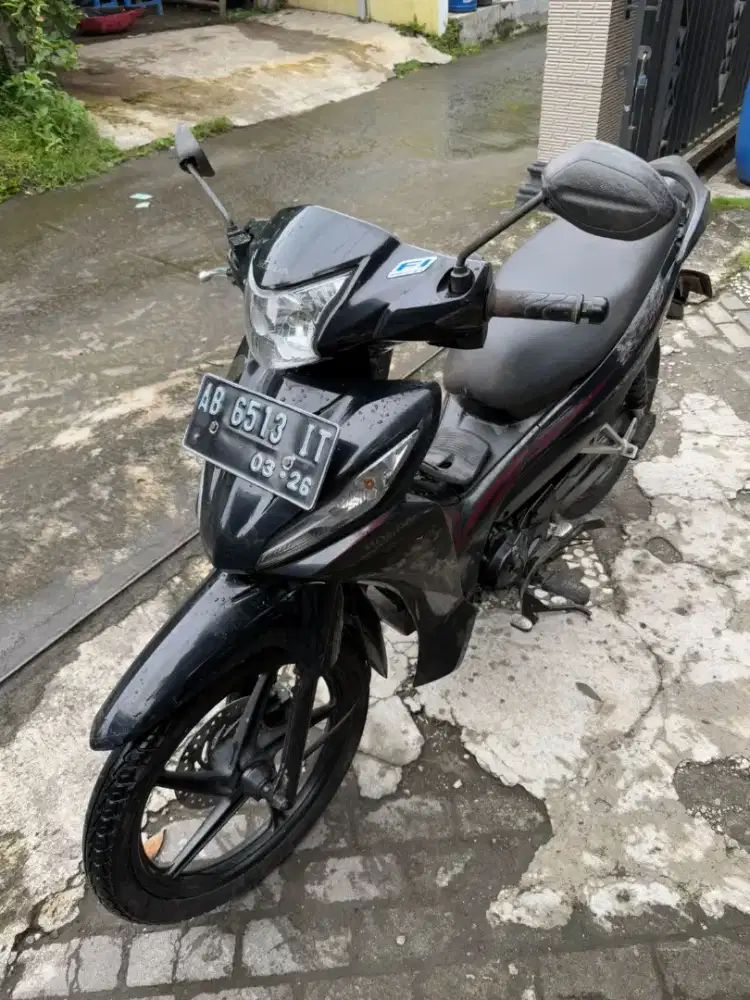 Revo CW THN 2016 plat AB Bantul