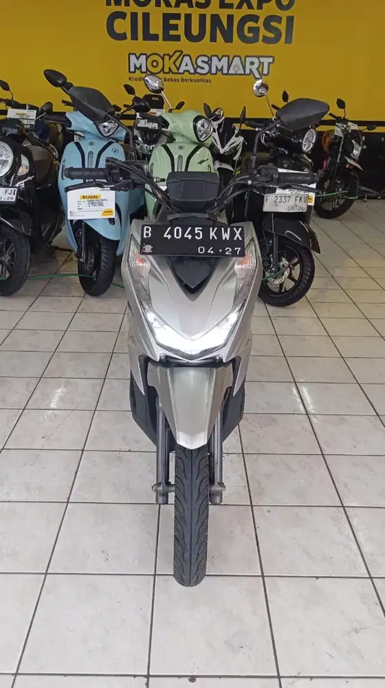 Dijual motor Honda Beat street 2022