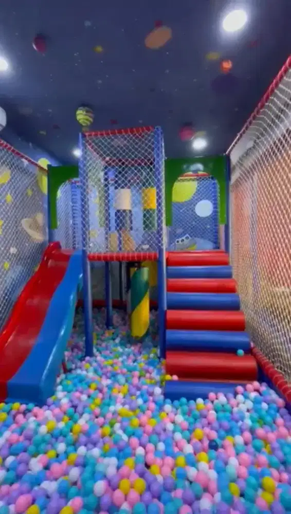 Playground mandi bola