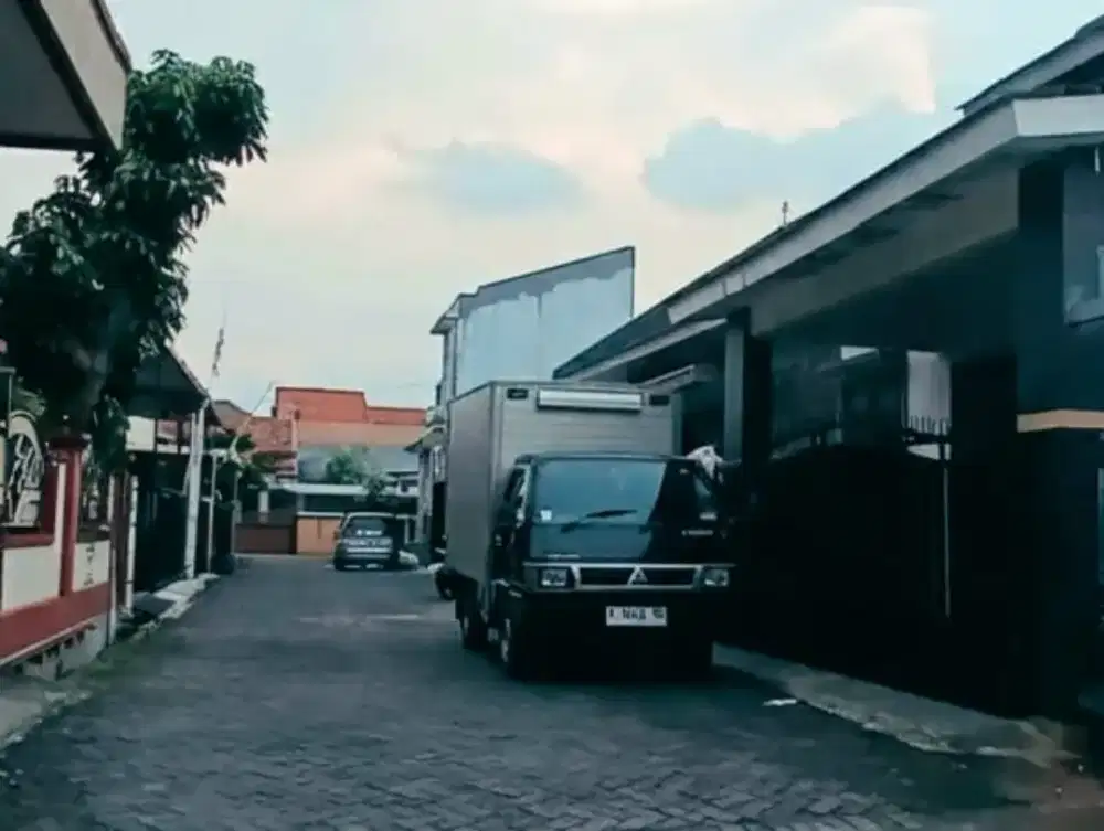 Murah dijual rumah 2 lantai supriyadi kalicari singa siap huni