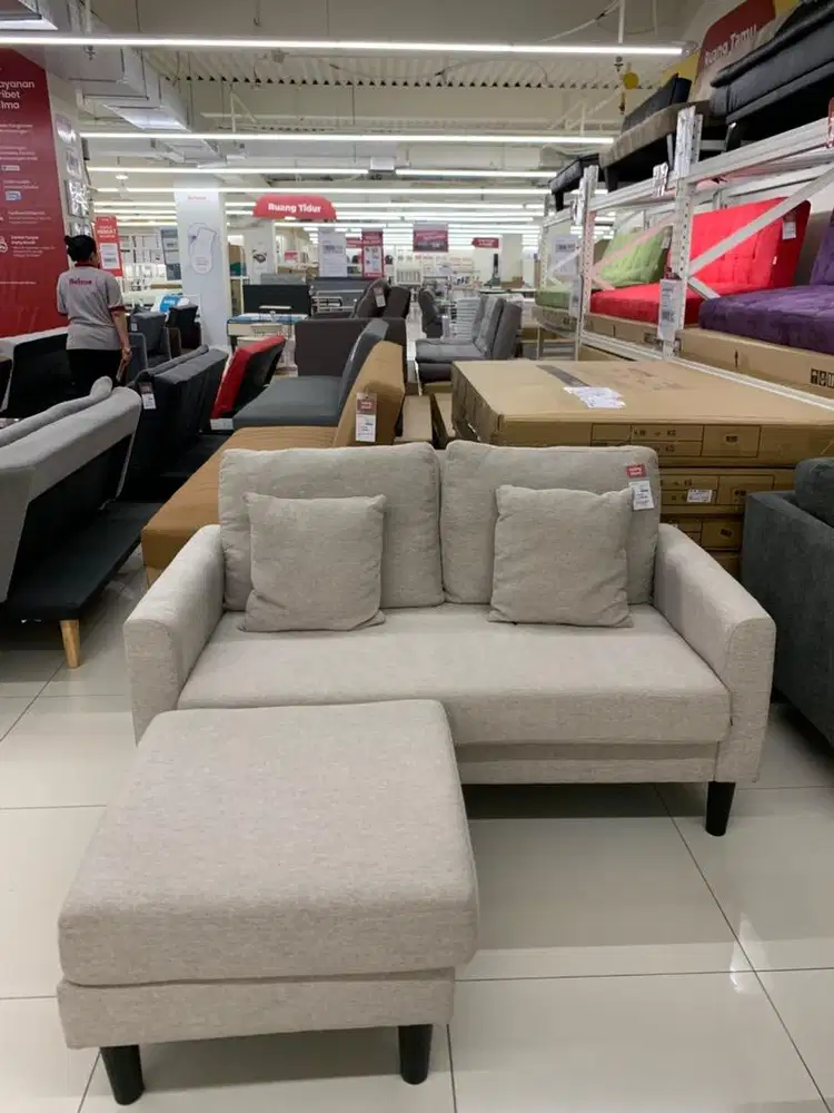 Sofa sudut minimalis