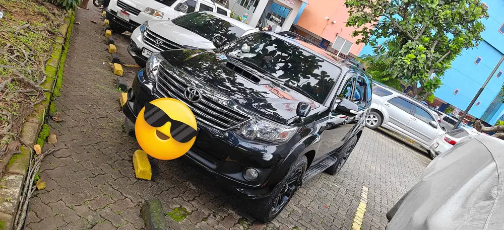 Toyota Fortuner 2012 Bensin