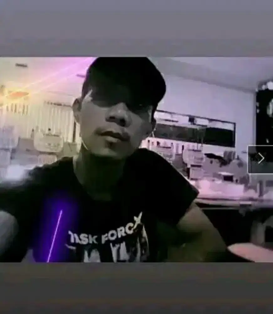 Kuli bangunan apa ajah.