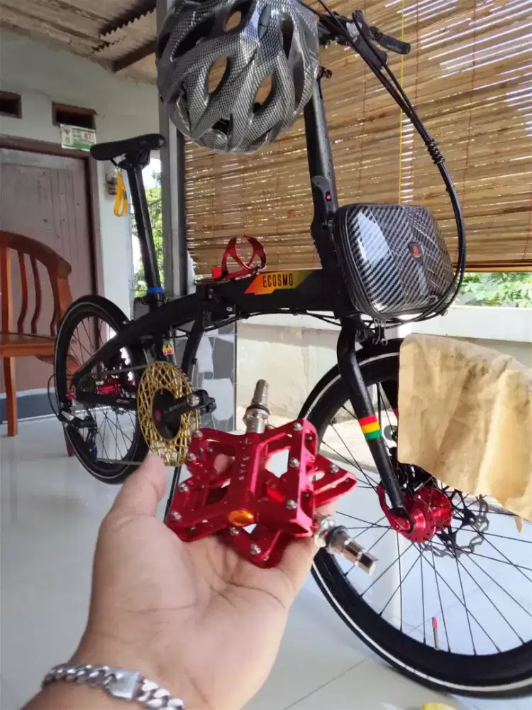 SEPEDA LIPAT ISTIMEWA