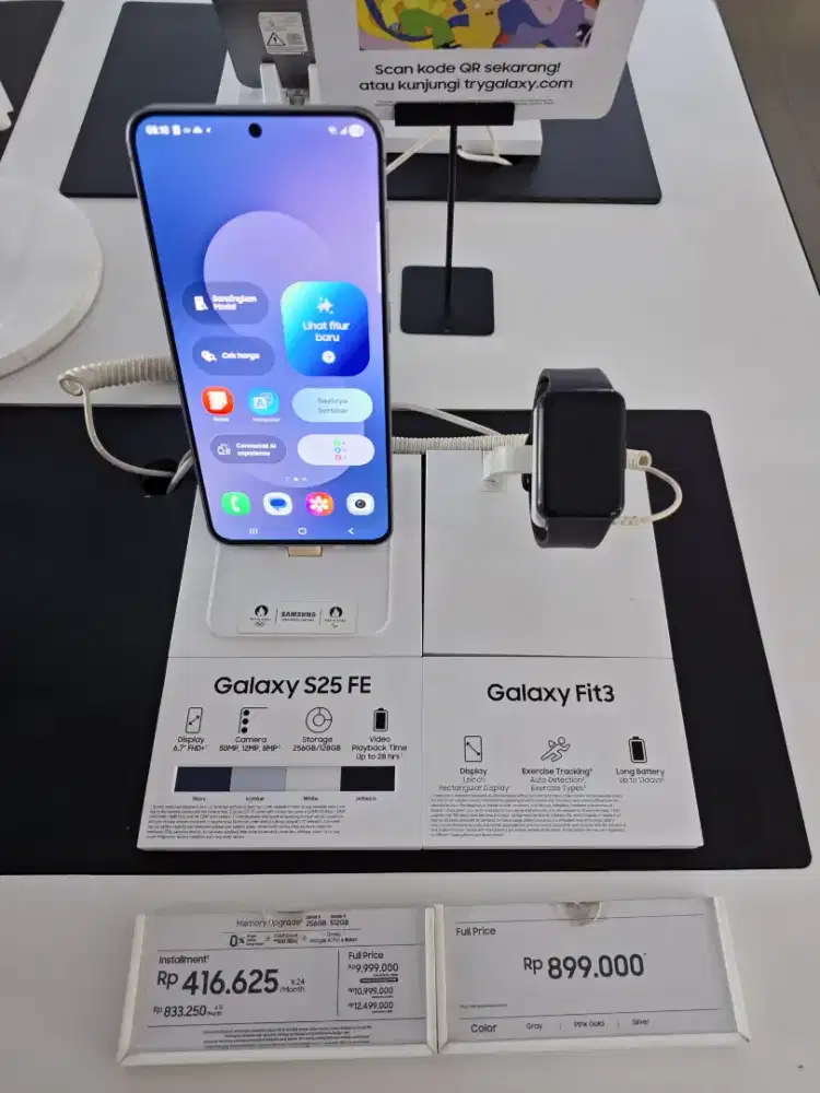 samsung S25 FE 256gb FREE GALAXY FIT 3 & charger