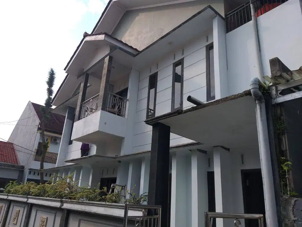 Disewakan Rumah Full Furnish Istimewa
