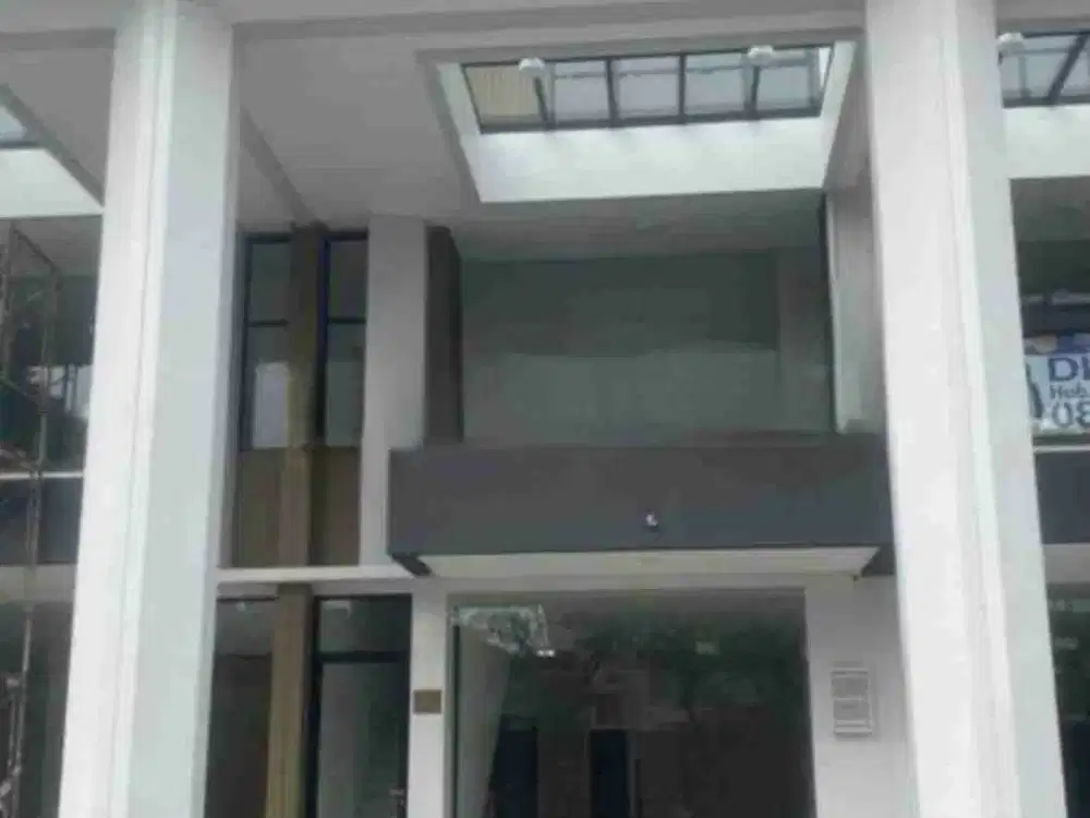 Disewakan Menteng Studio Loft 3 Lantai Paramount Gading Serpong