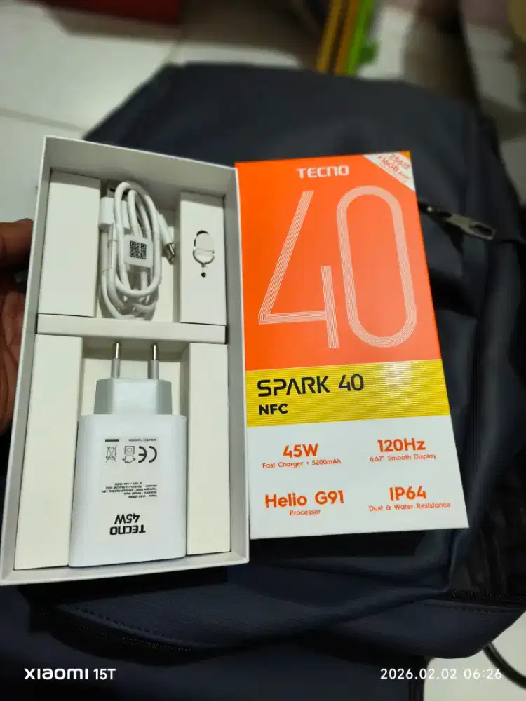 Techno spark 40 ram 8-256 greyy