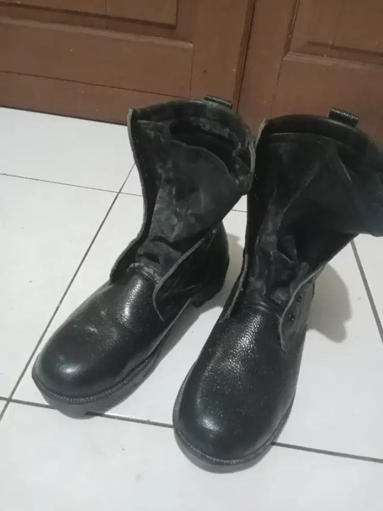DIJUAL SEPATU PDL 41