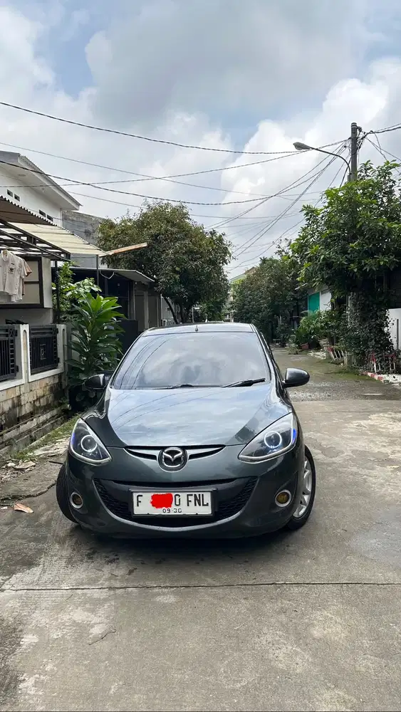 SIAP PAKAI, Mazda 2 Sport 2012