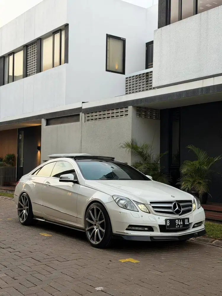 Mercedes Benz E200 Coupe 2011 White Putih 2012 2010 dijual Cepet Bu