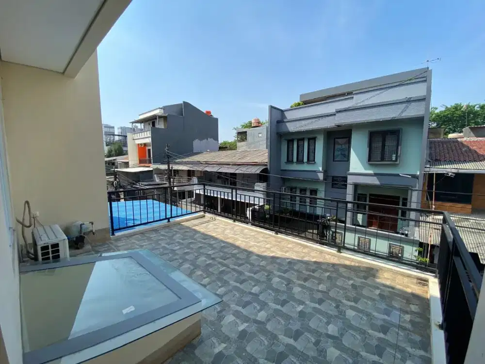 Rumah Brand-New Dijual Kelapa Gading di Kelapa Molek Siap Huni