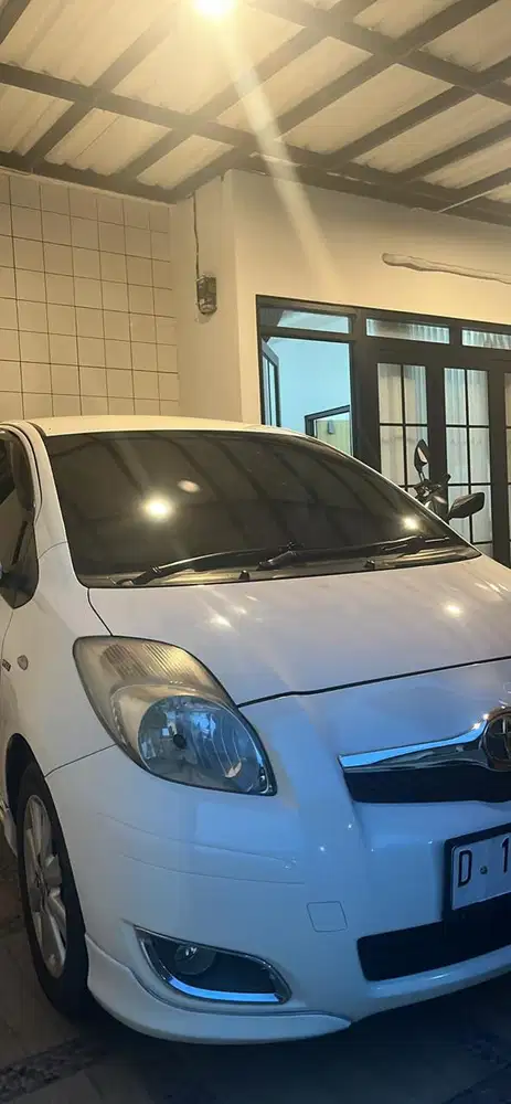 Toyota Yaris 2011 Bensin