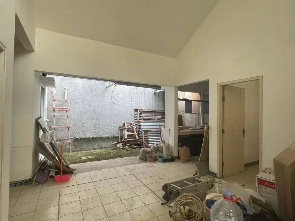 Dijual Rumah di Kota Baru Parahyangan Siap Huni