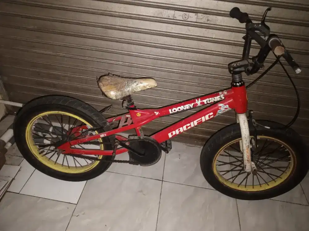 Sepeda BMX pacific