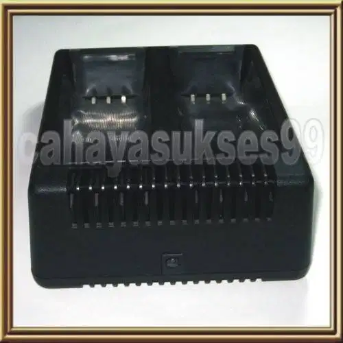 Desktop Charger Motorola 9800 Ultra Sleek Battery Twin Charger Second