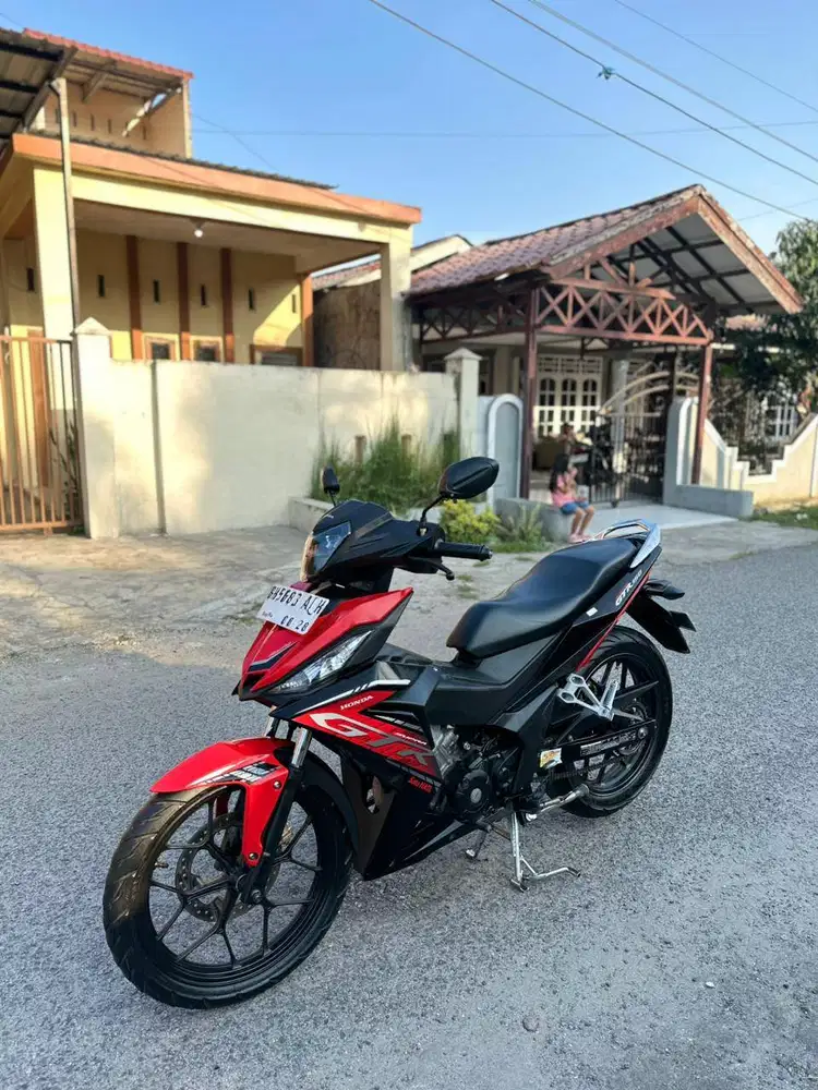 Honda Supra GTR 150 Tahun 2023